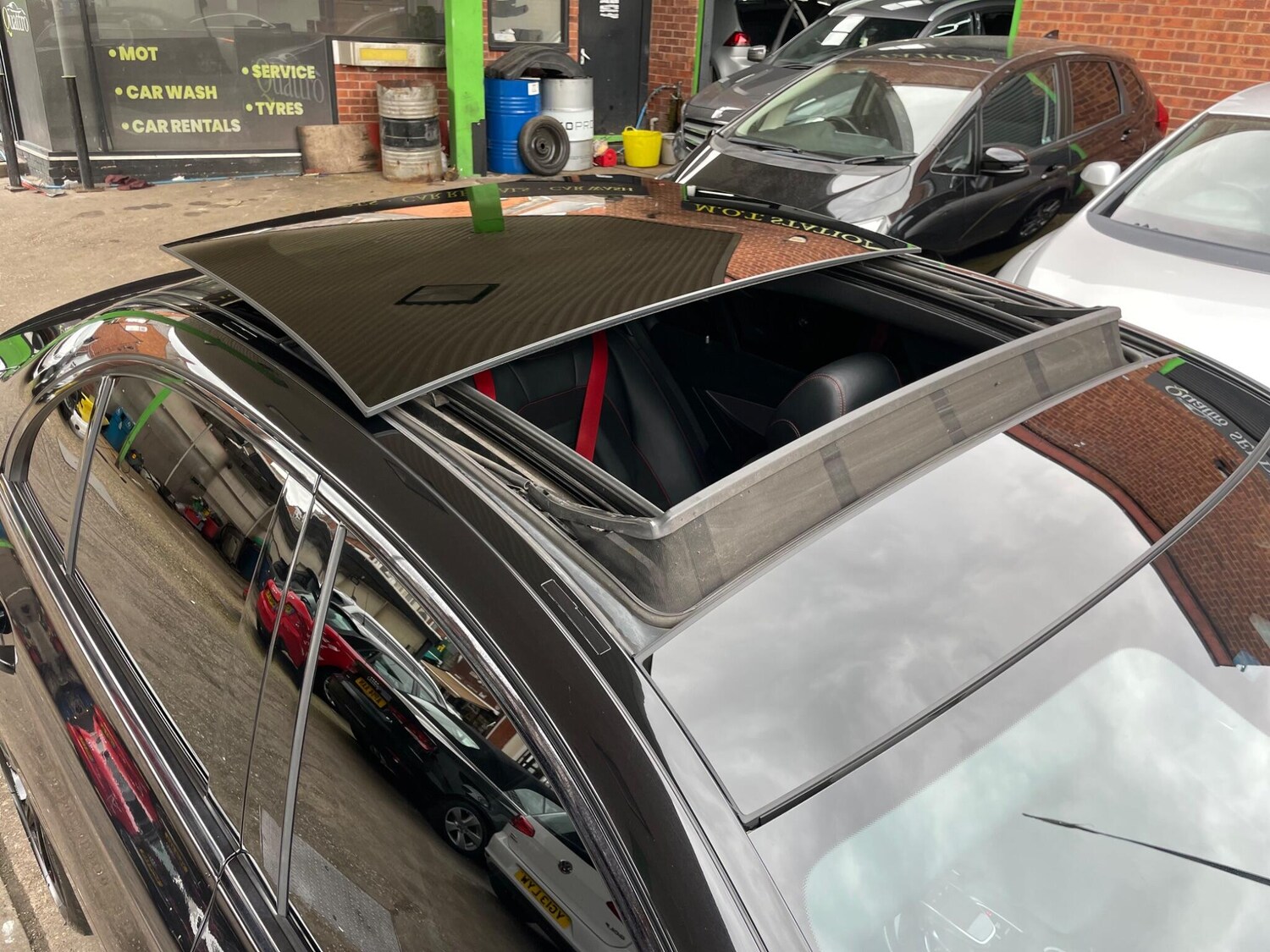 Used Mercedes-Benz E Class for sale - 77824669: Photo 41