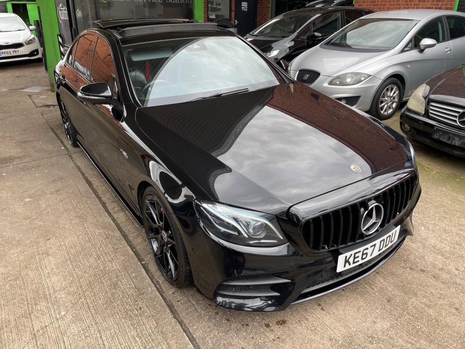 Used Mercedes-Benz E Class for sale - 77824669: Photo 5