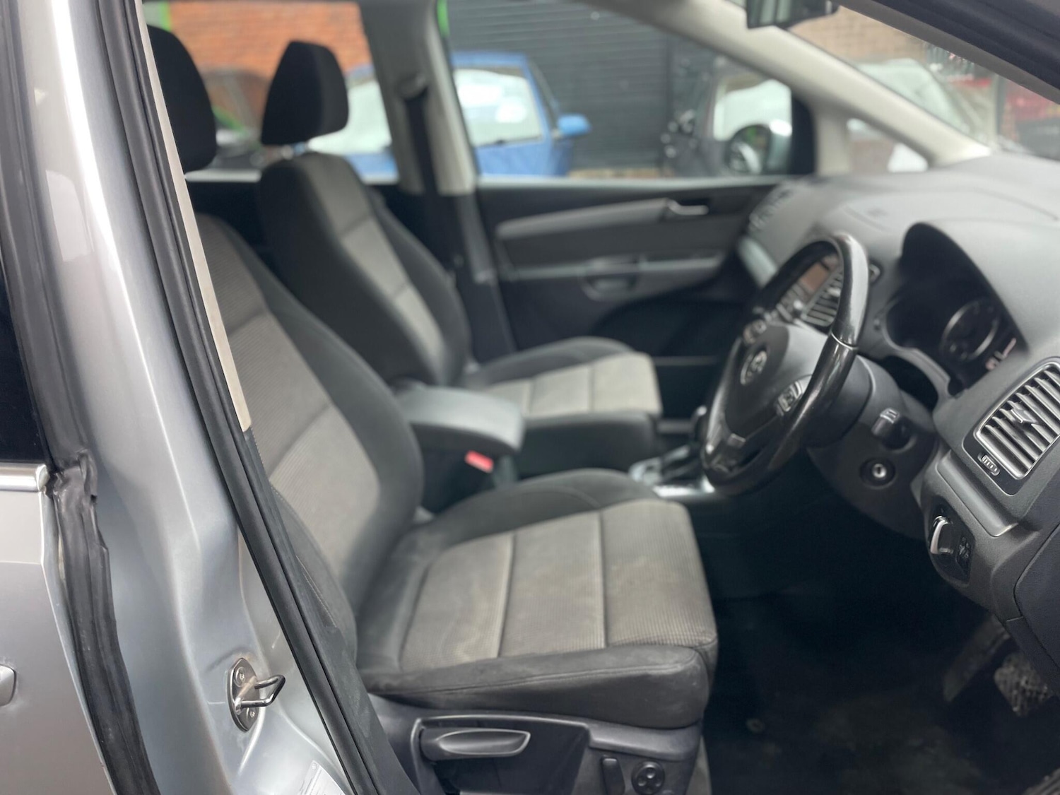 Used Volkswagen Sharan 2011 for sale - 77291406: Photo 27