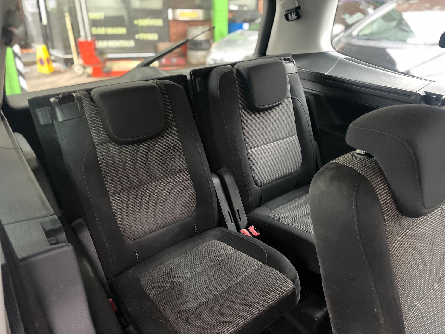 Used Volkswagen Sharan 2011 for sale - 77291406: Photo 35