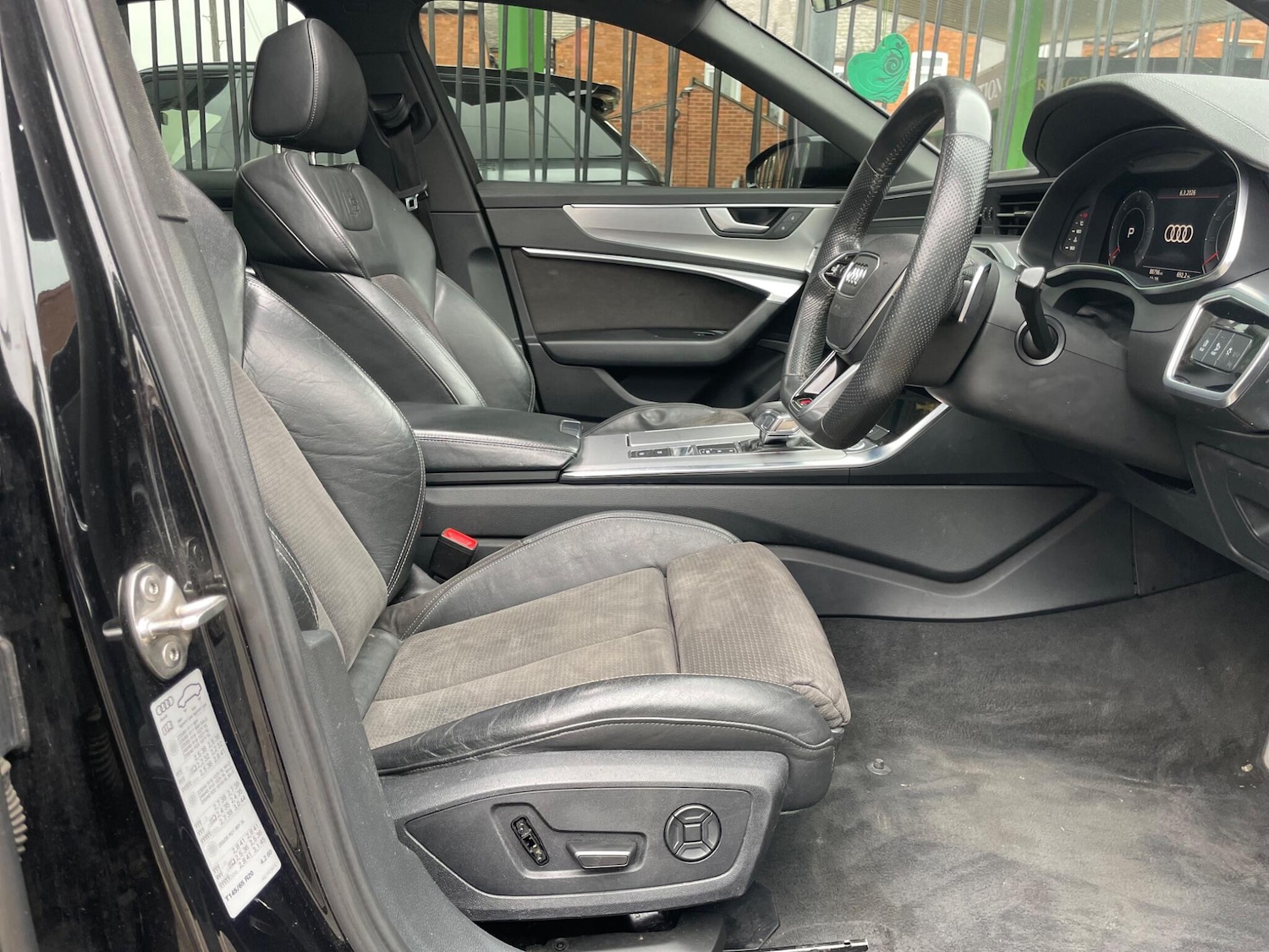 Used Audi A6 2018 for sale - 78156489: Photo 32