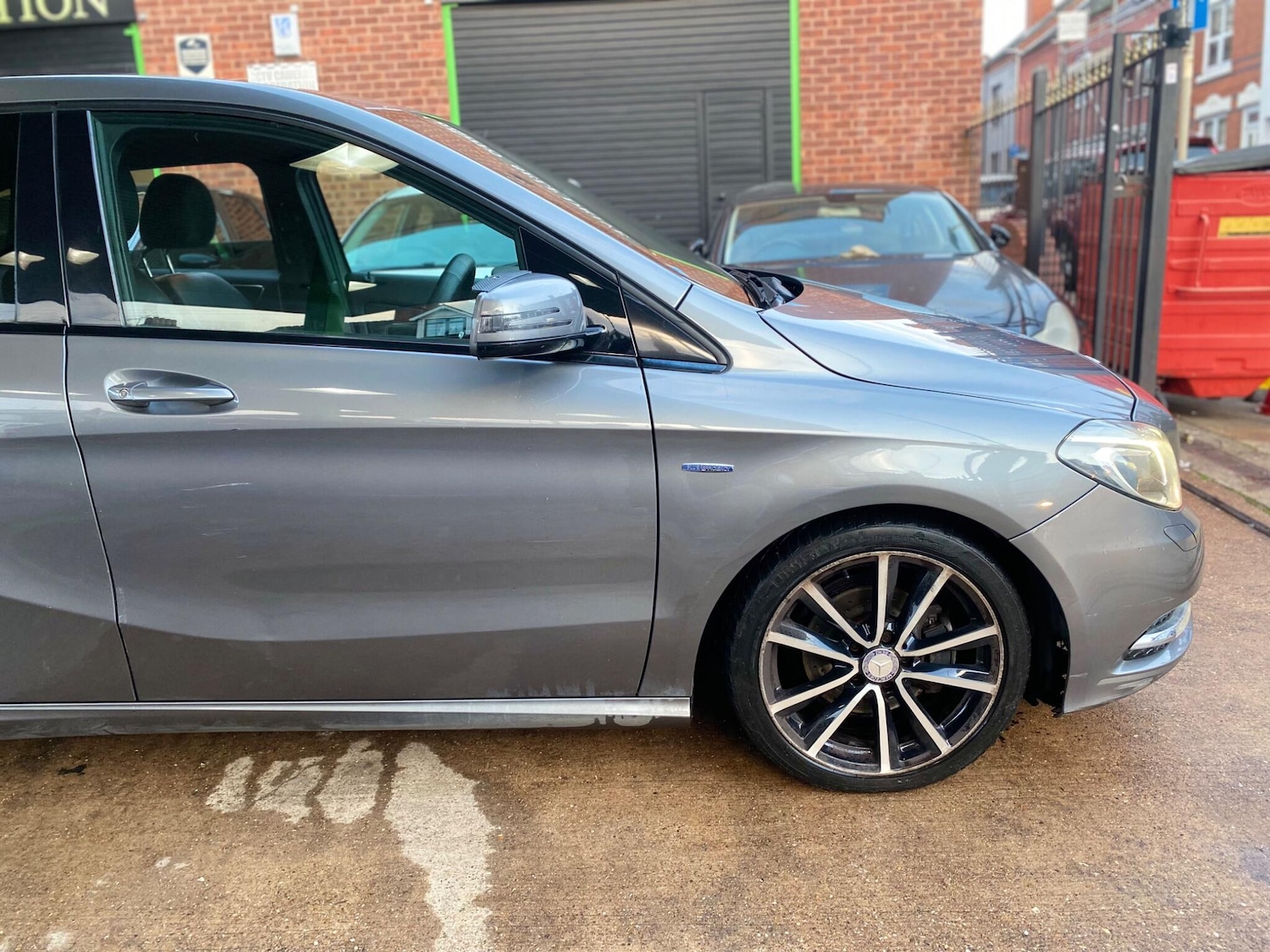 Used Mercedes-Benz B Class 2012 for sale - 76337465: Photo 6