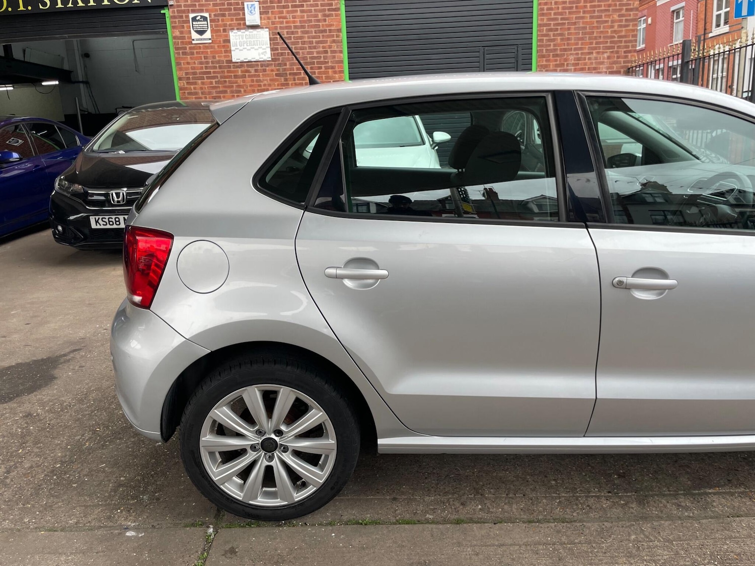 Used Volkswagen Polo for sale - 78007255: Photo 9