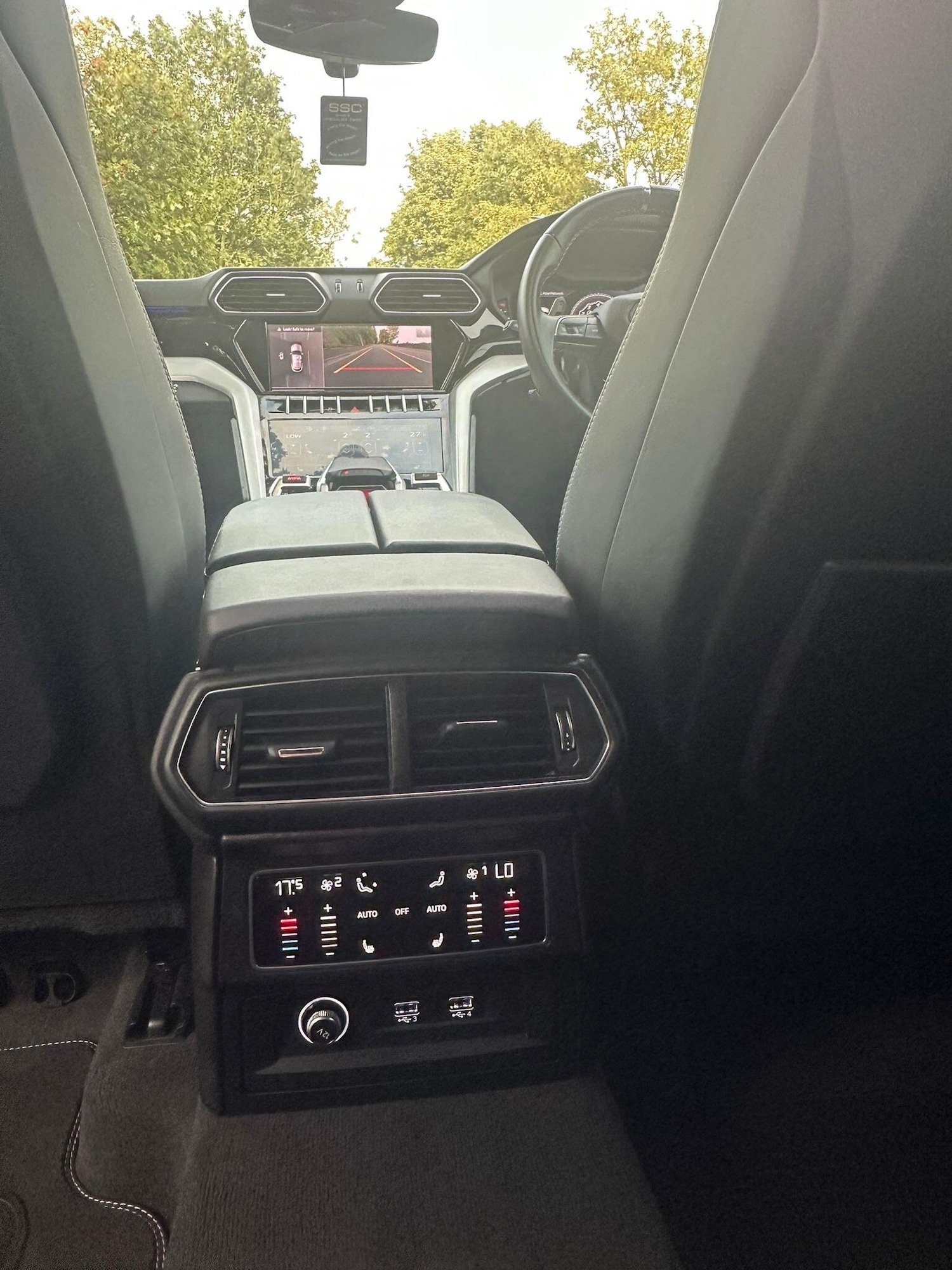 Used Lamborghini Urus 2021 for sale - 76688594: Photo 24