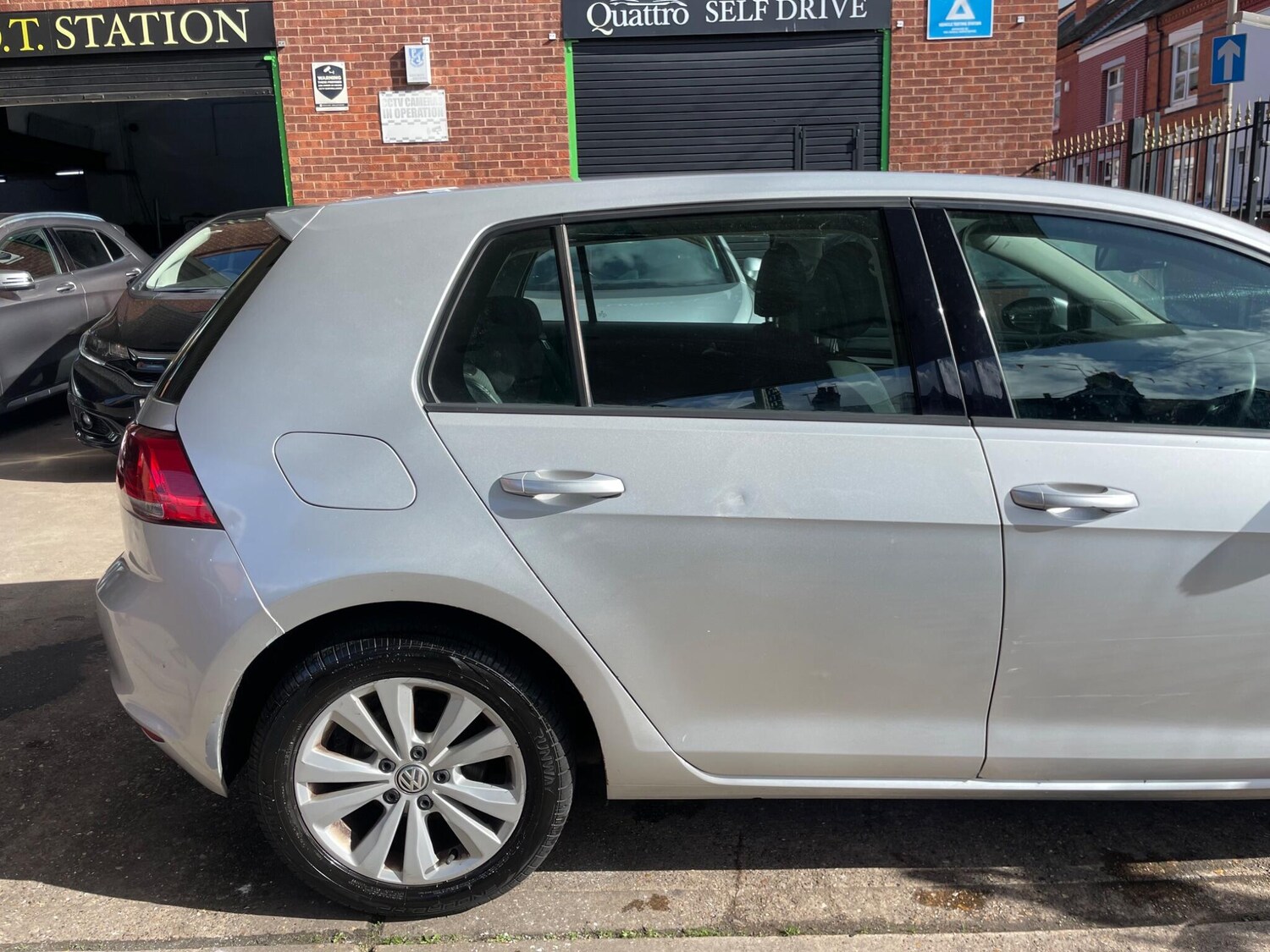 Used Volkswagen Golf 2013 for sale - 77839088: Photo 8