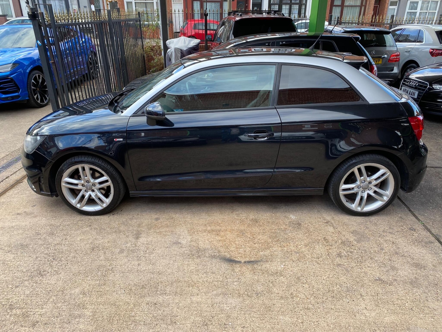 Used Audi A1 2011 for sale - 76398346: Photo 13