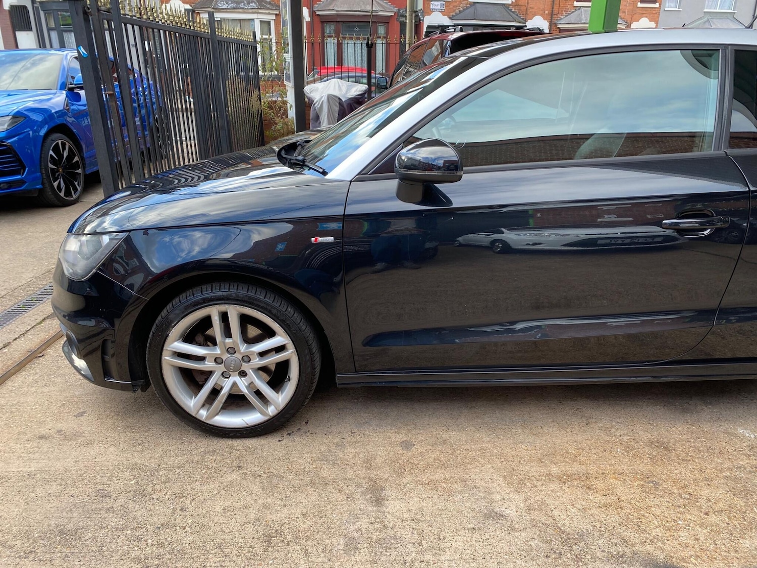 Used Audi A1 2011 for sale - 76398346: Photo 14