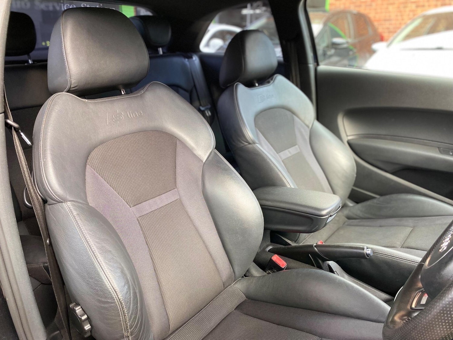 Used Audi A1 2011 for sale - 76398346: Photo 20