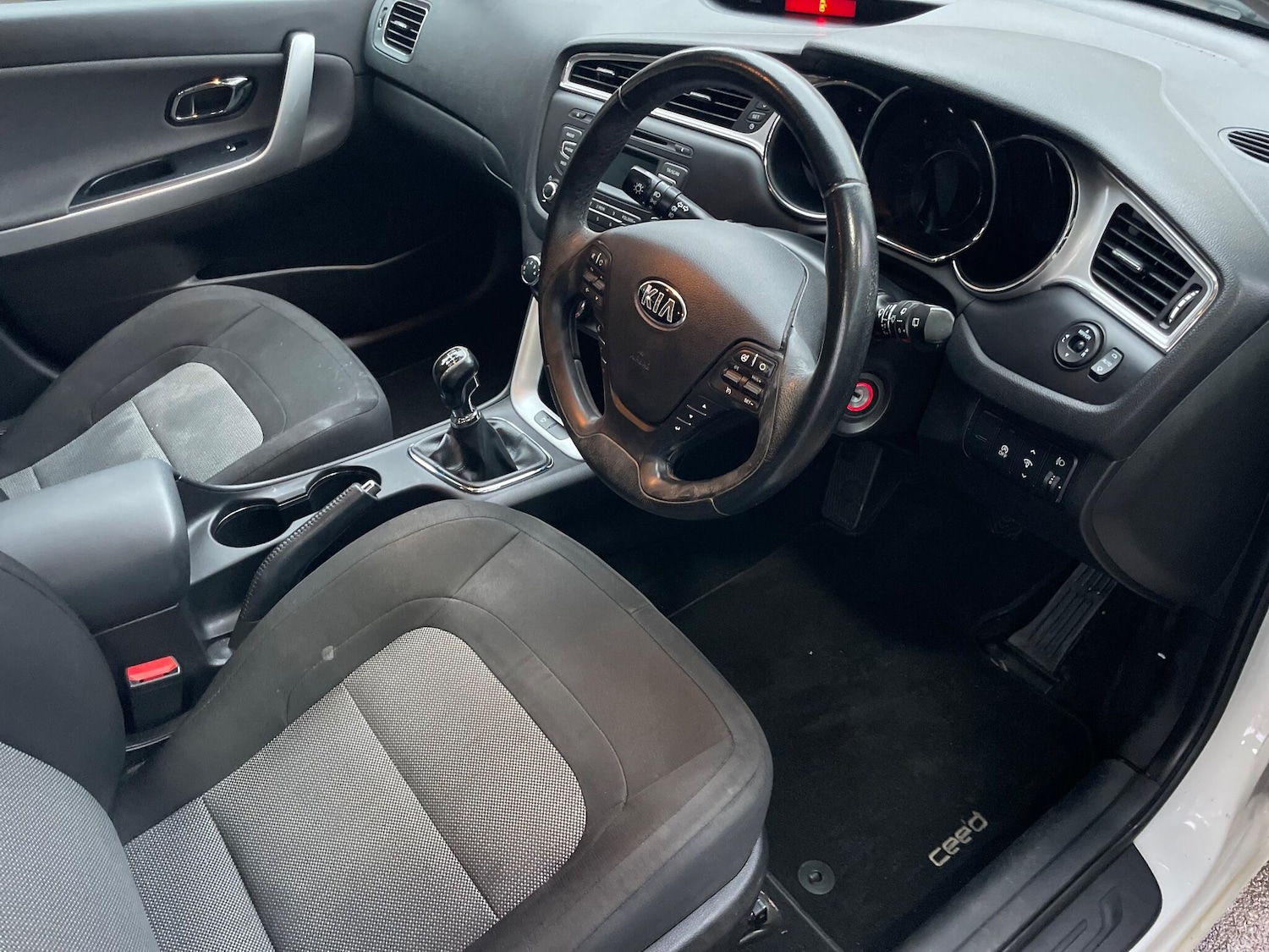 Used Kia Ceed 2015 for sale - 77455350: Photo 22