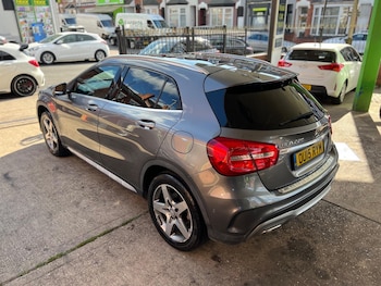 Used Mercedes-Benz GLA 2015 for sale - 79532977: Photo