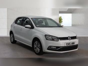 Used Volkswagen Polo 2015 for sale - 78203834: Photo
