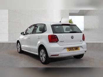 Used Volkswagen Polo 2015 for sale - 78203834: Photo