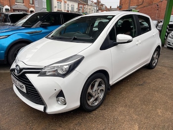 2015 (65) - 1.5 VVT-h Icon E-CVT Euro 6 5dr