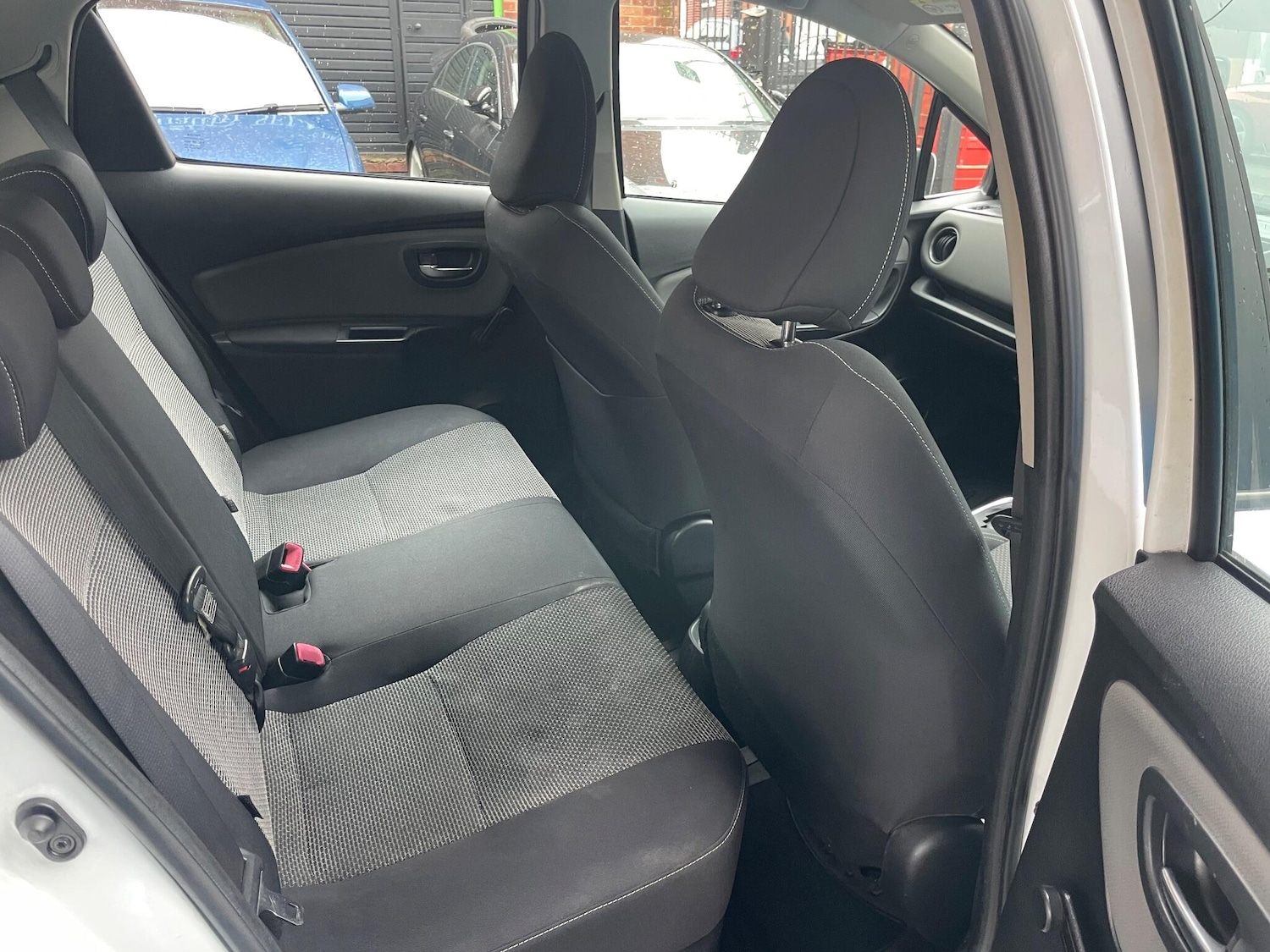 Used Toyota Yaris 2015 for sale - 77611749: Photo 26