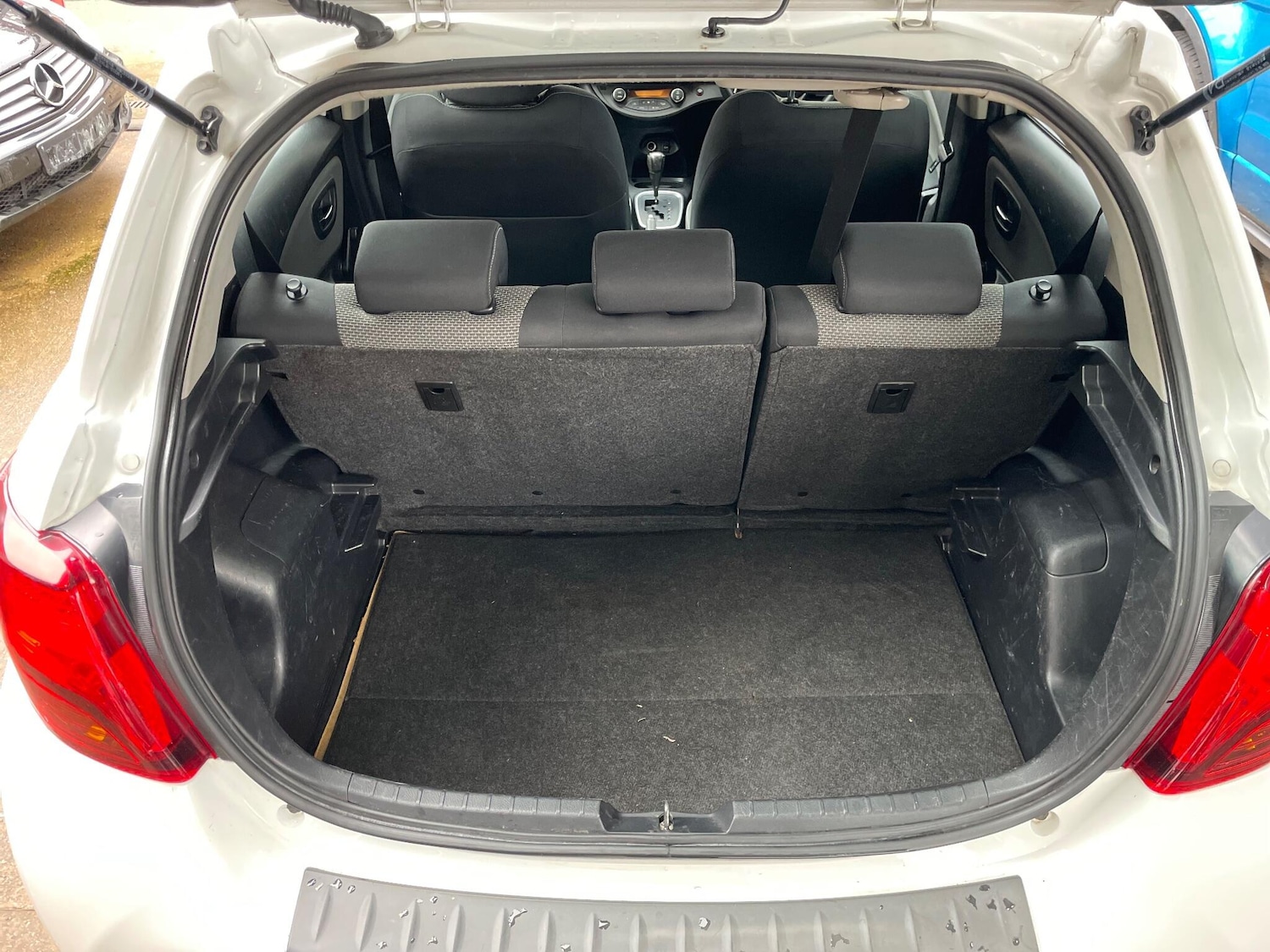 Used Toyota Yaris 2015 for sale - 77611749: Photo 34