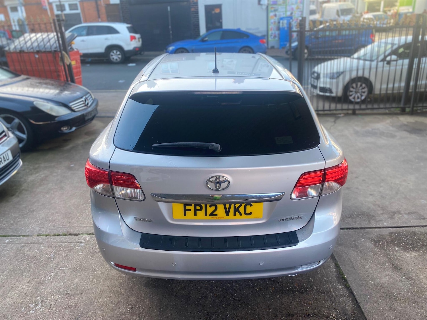 Used Toyota Avensis 2012 for sale - 76781207: Photo 10