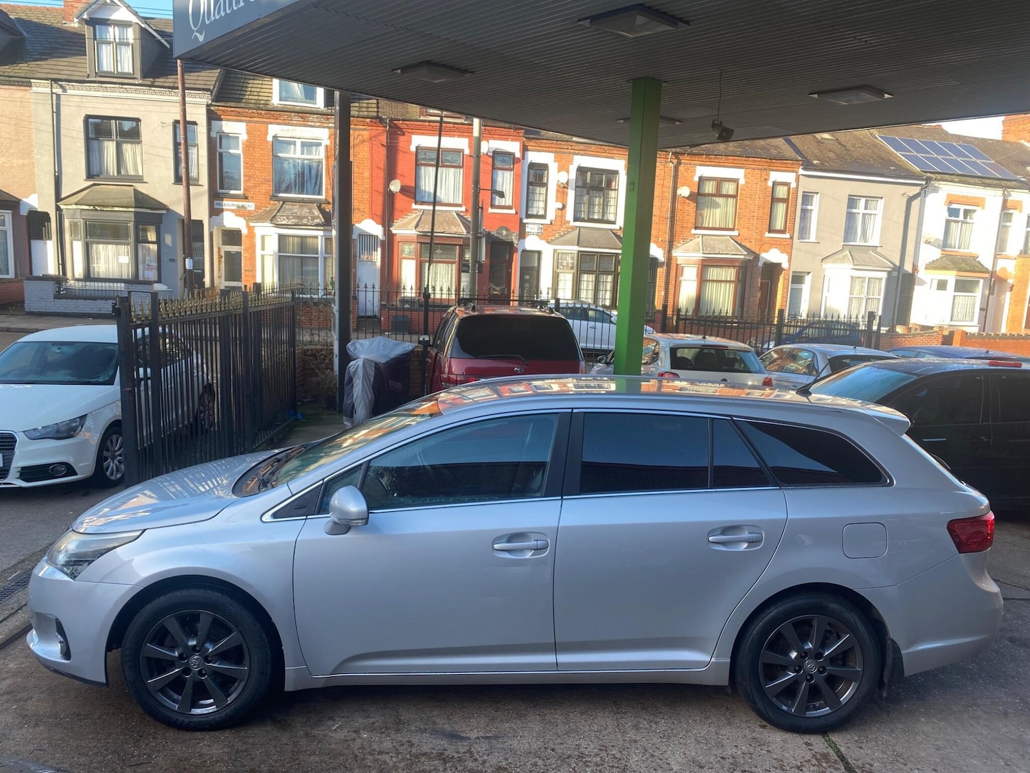 Used Toyota Avensis 2012 for sale - 76781207: Photo 14