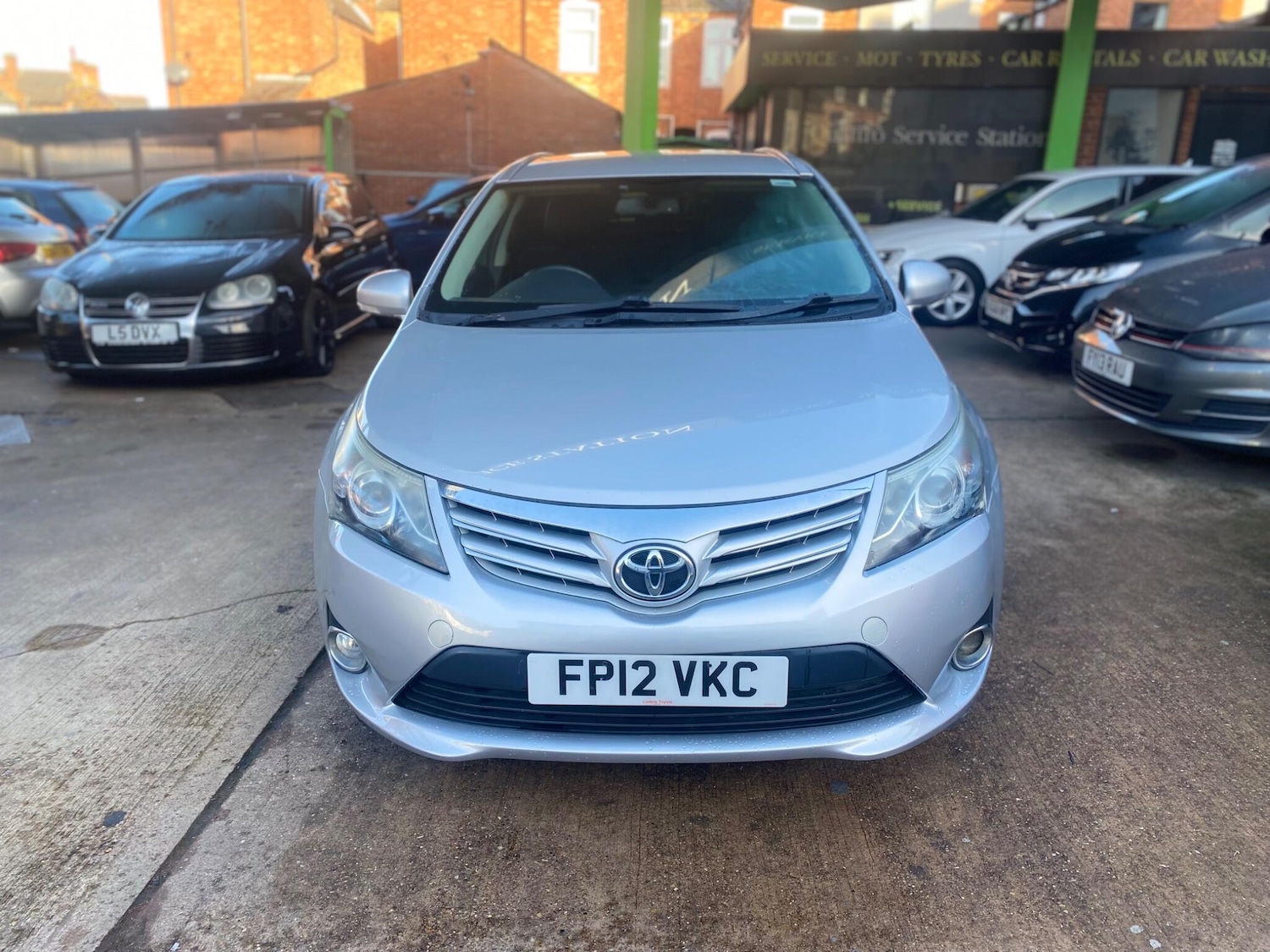 Used Toyota Avensis 2012 for sale - 76781207: Photo 3