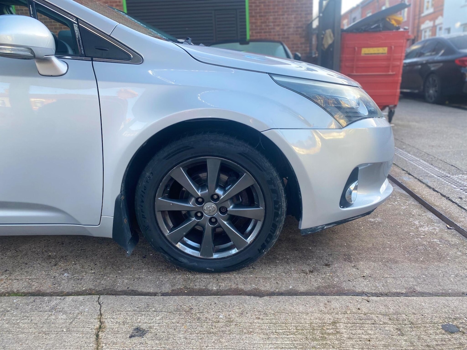 Used Toyota Avensis 2012 for sale - 76781207: Photo 5