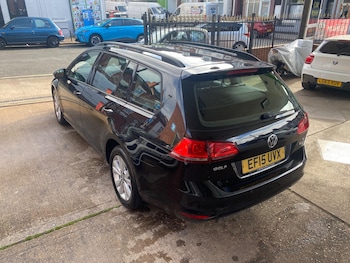 Used Volkswagen Golf 2015 for sale - 78623012: Photo