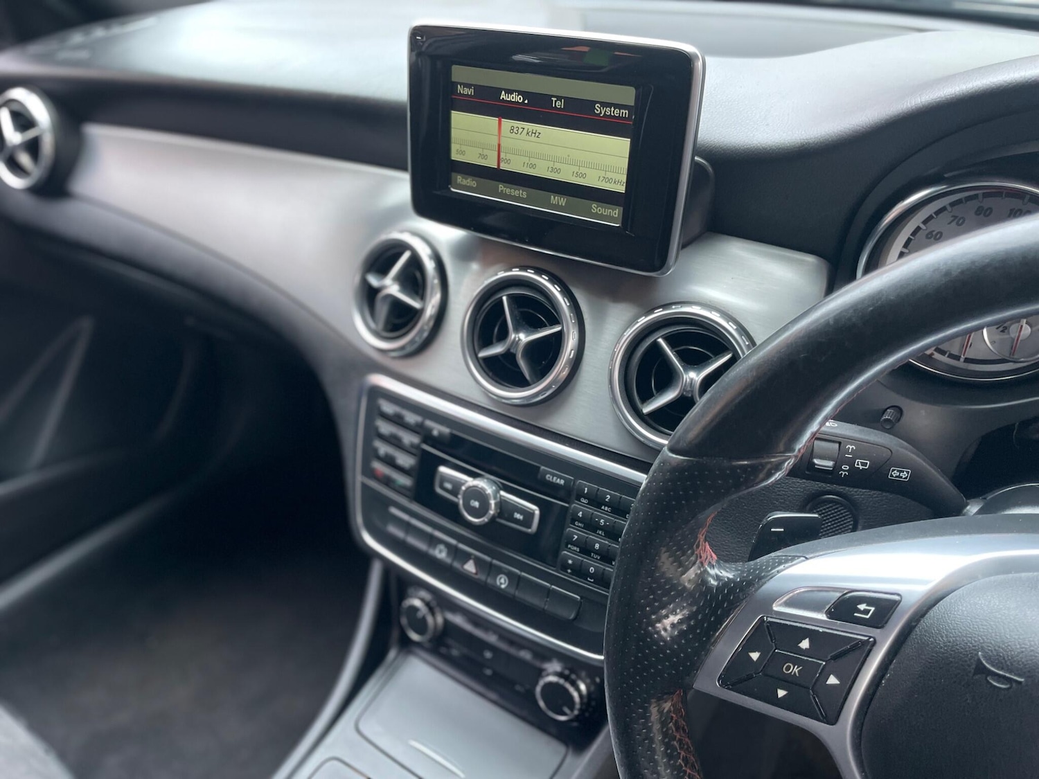 Used Mercedes-Benz GLA 2015 for sale - 77808994: Photo 35