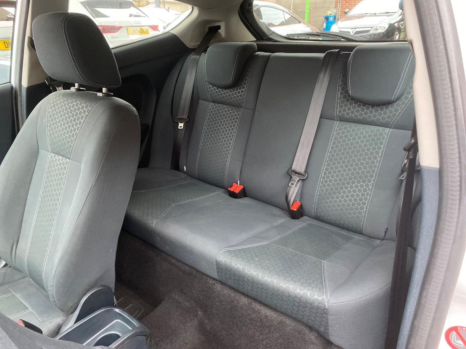 Used Ford Fiesta 2012 for sale - 76584583: Photo 18