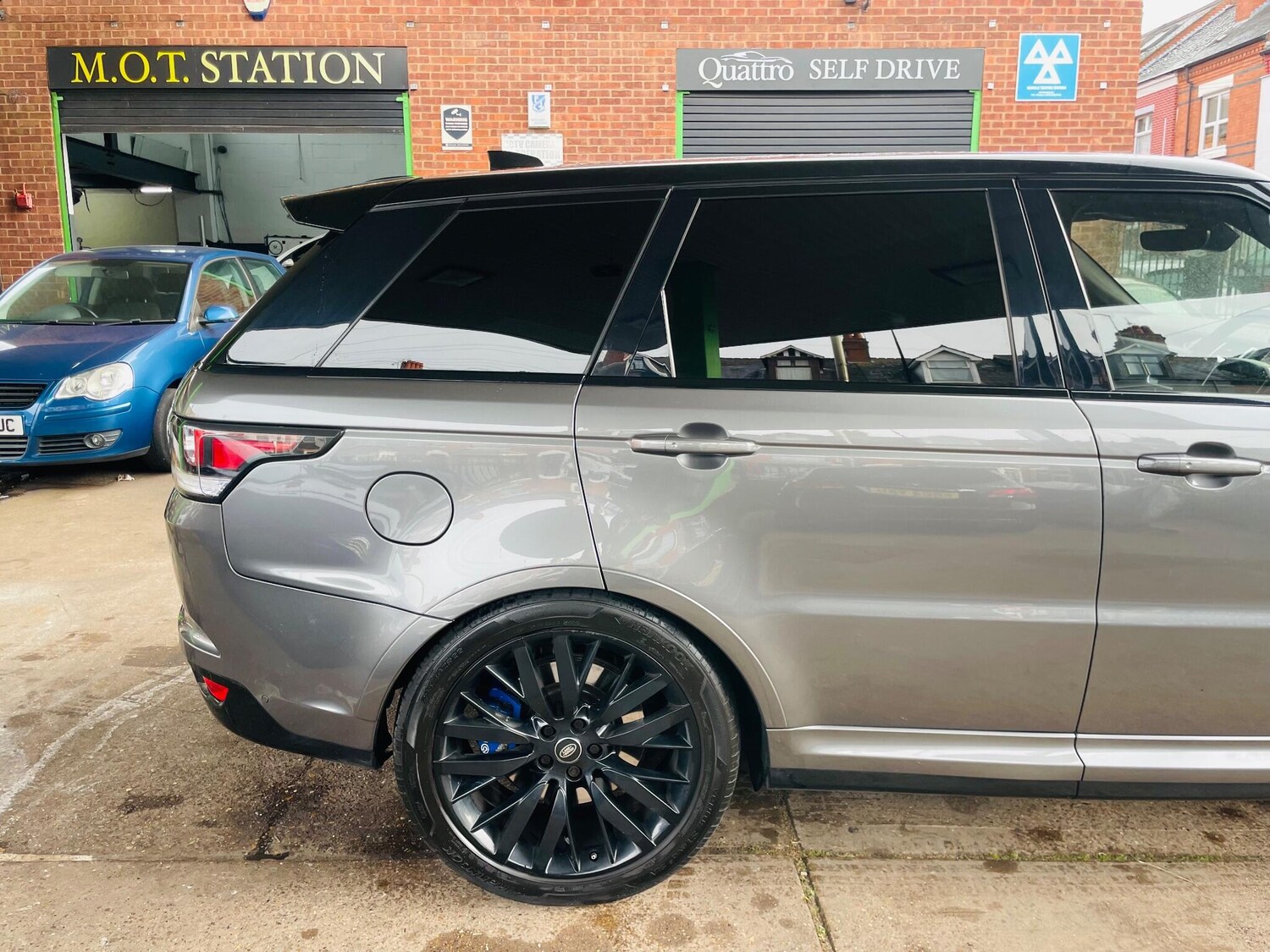 Used Land Rover Range Rover Sport for sale - 77883357: Photo 10