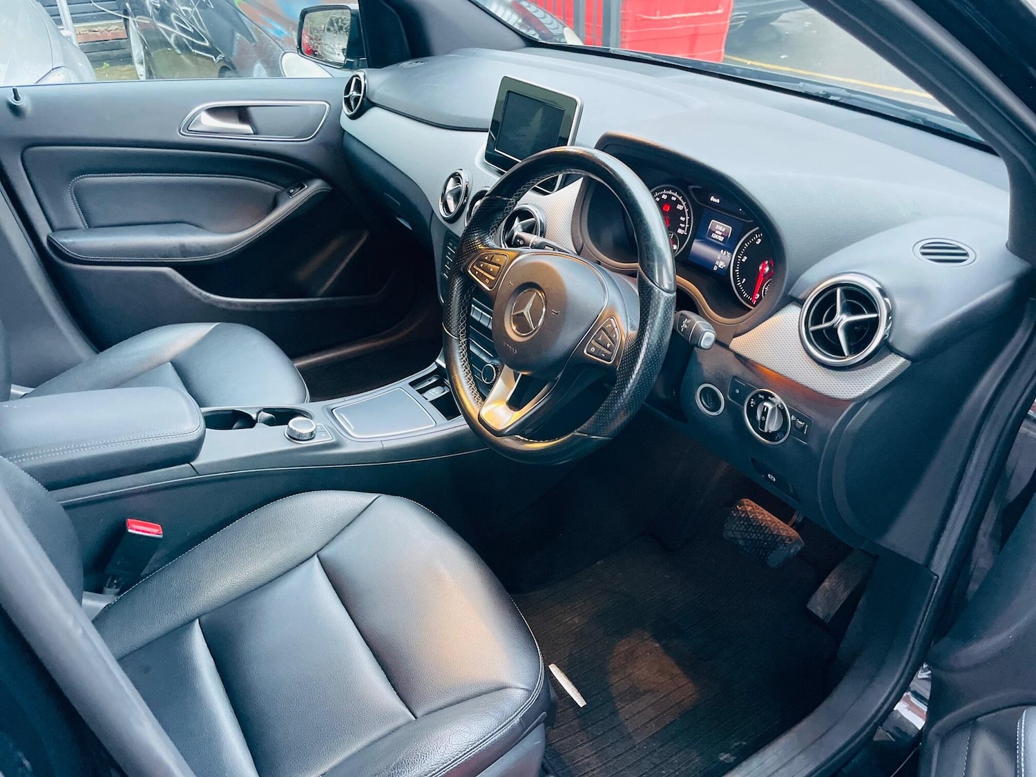 Used Mercedes-Benz B Class 2015 for sale - 76926245: Photo 27