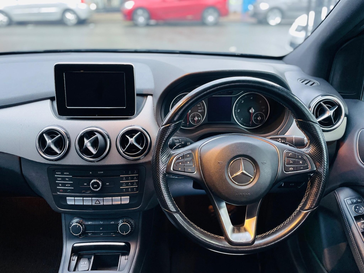 Used Mercedes-Benz B Class 2015 for sale - 76926245: Photo 29