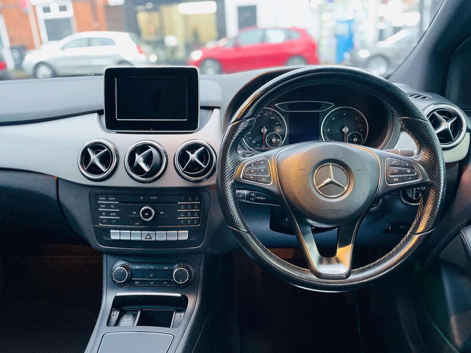 Used Mercedes-Benz B Class 2015 for sale - 76926245: Photo 30