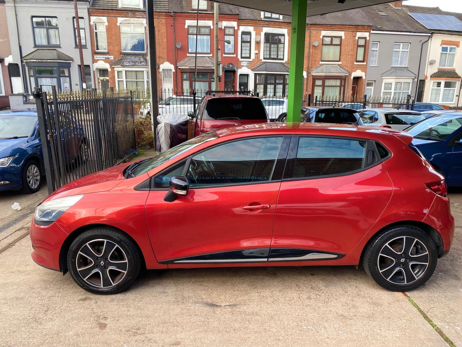 Used Renault Clio 2015 for sale - 76472210: Photo 14