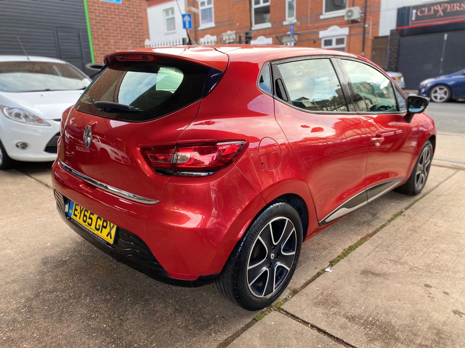 Used Renault Clio 2015 for sale - 76472210: Photo 9