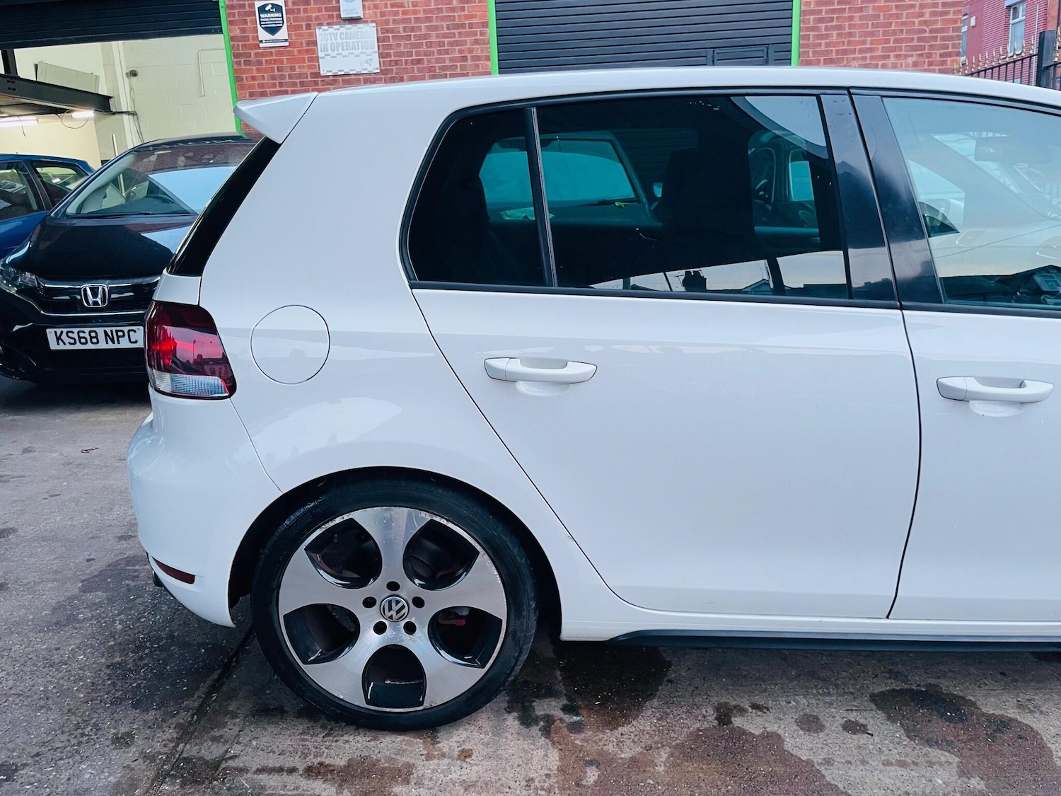 Used Volkswagen Golf 2009 for sale - 77175780: Photo 18