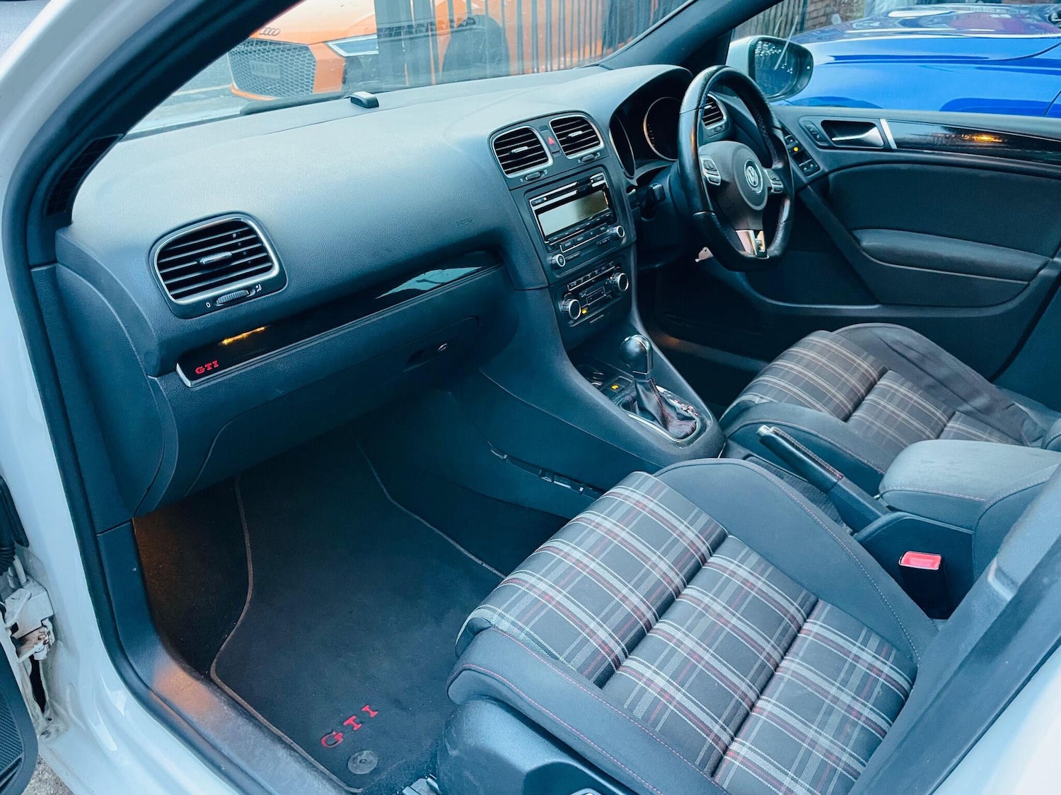 Used Volkswagen Golf 2009 for sale - 77175780: Photo 20