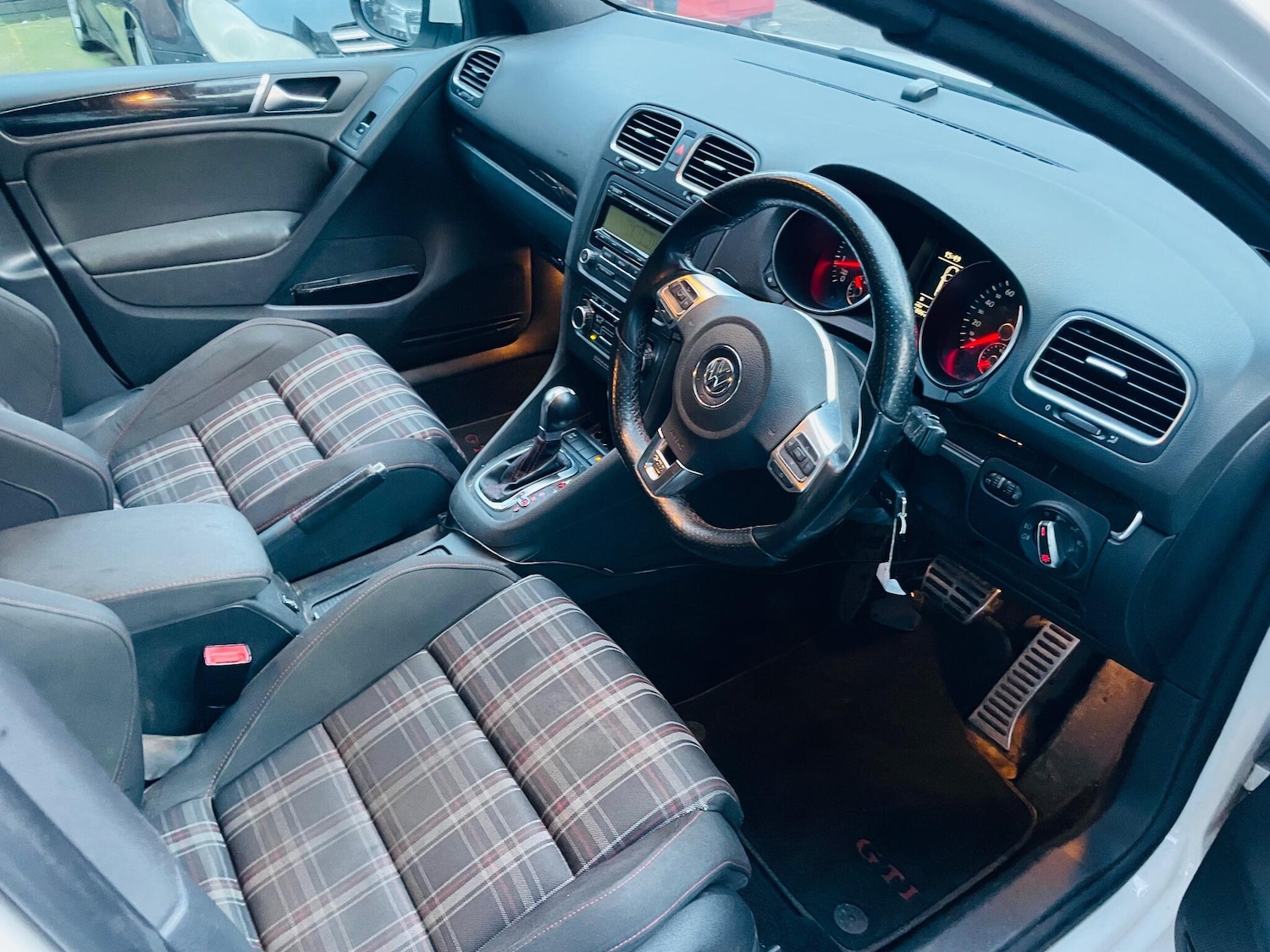 Used Volkswagen Golf 2009 for sale - 77175780: Photo 28