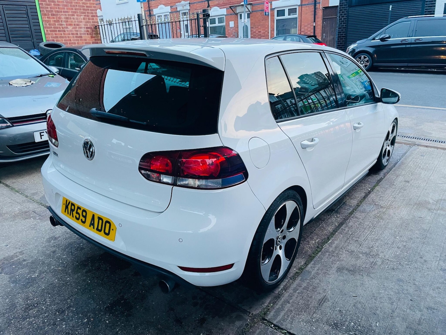 Used Volkswagen Golf 2009 for sale - 77175780: Photo 5