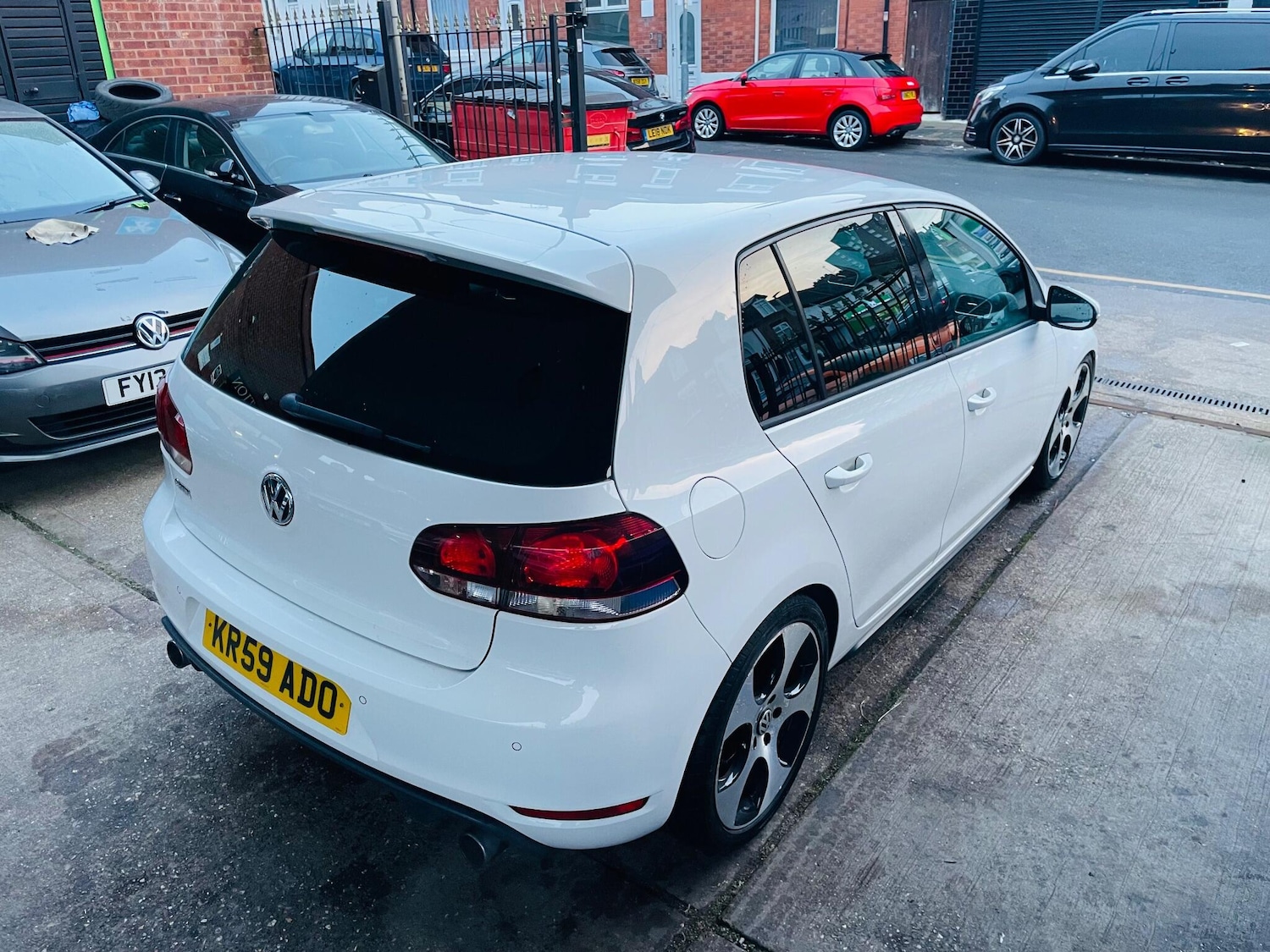 Used Volkswagen Golf 2009 for sale - 77175780: Photo 7