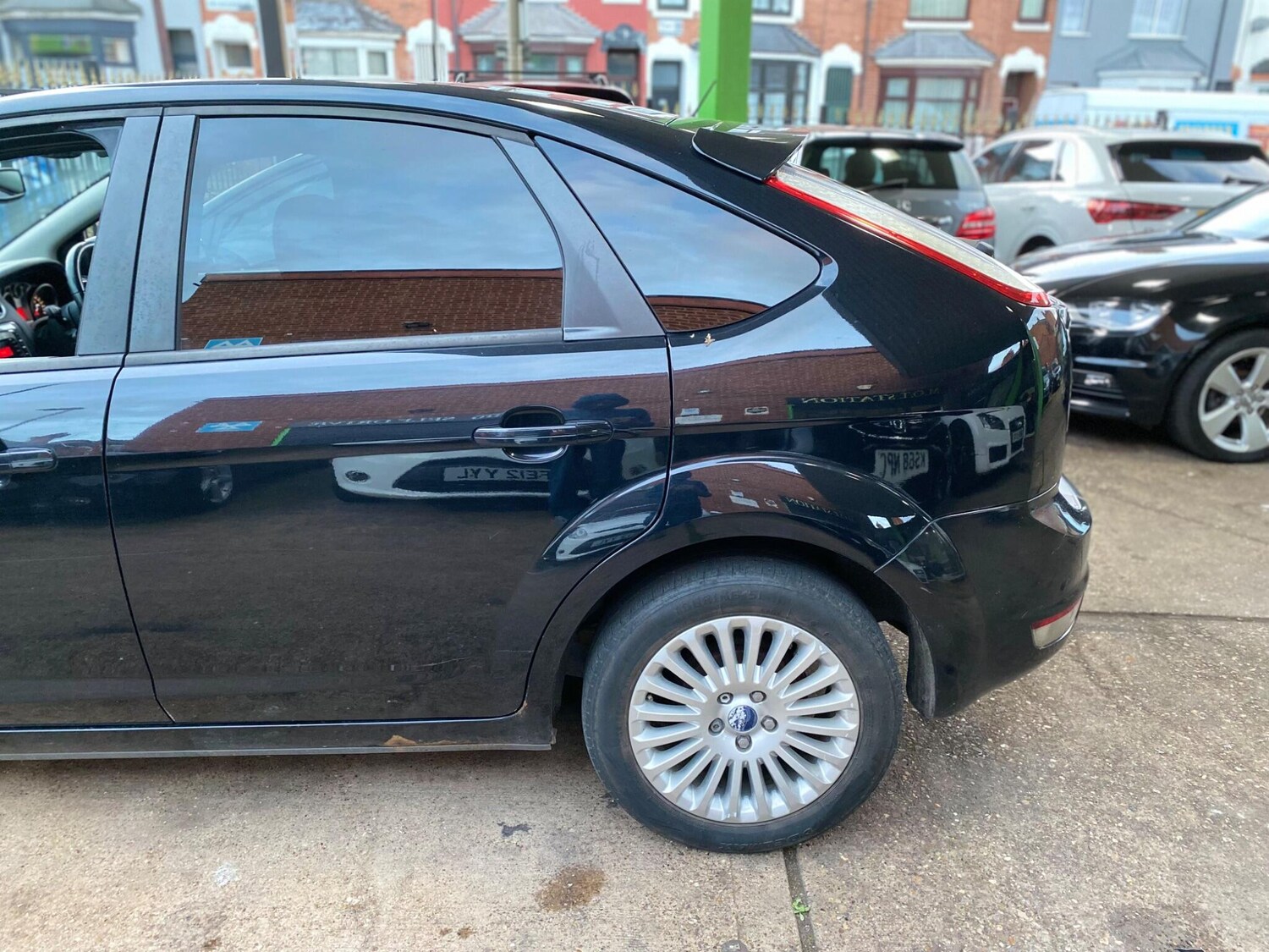 Used Ford Focus 2009 for sale - 76397945: Photo 12