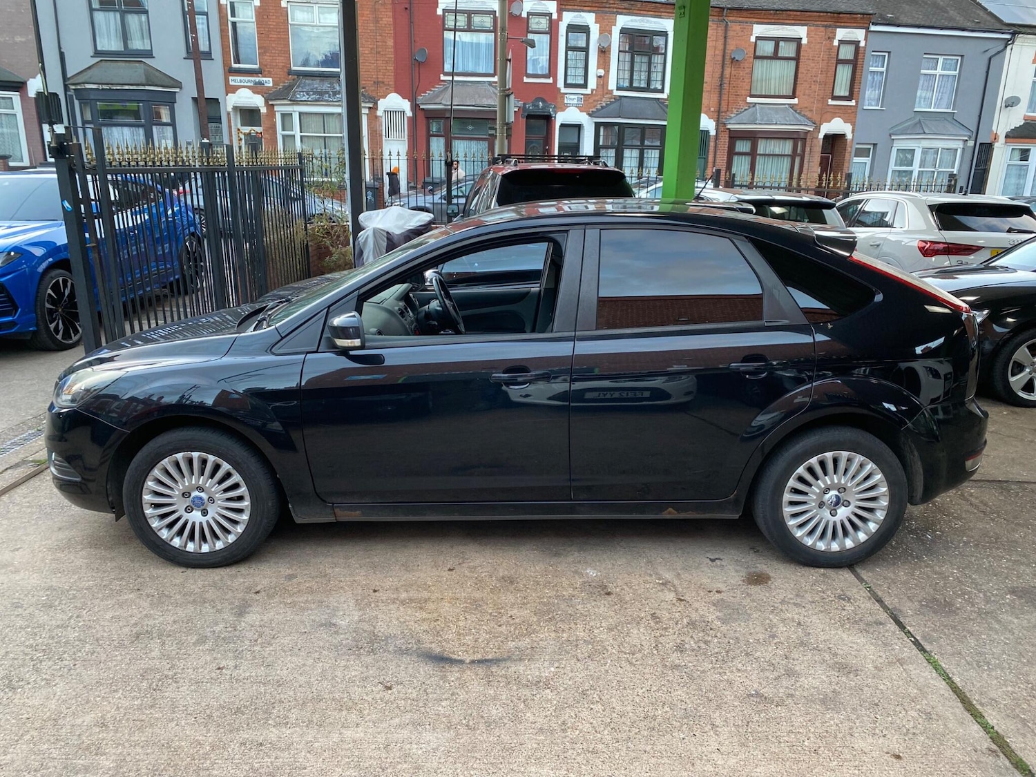 Used Ford Focus 2009 for sale - 76397945: Photo 13