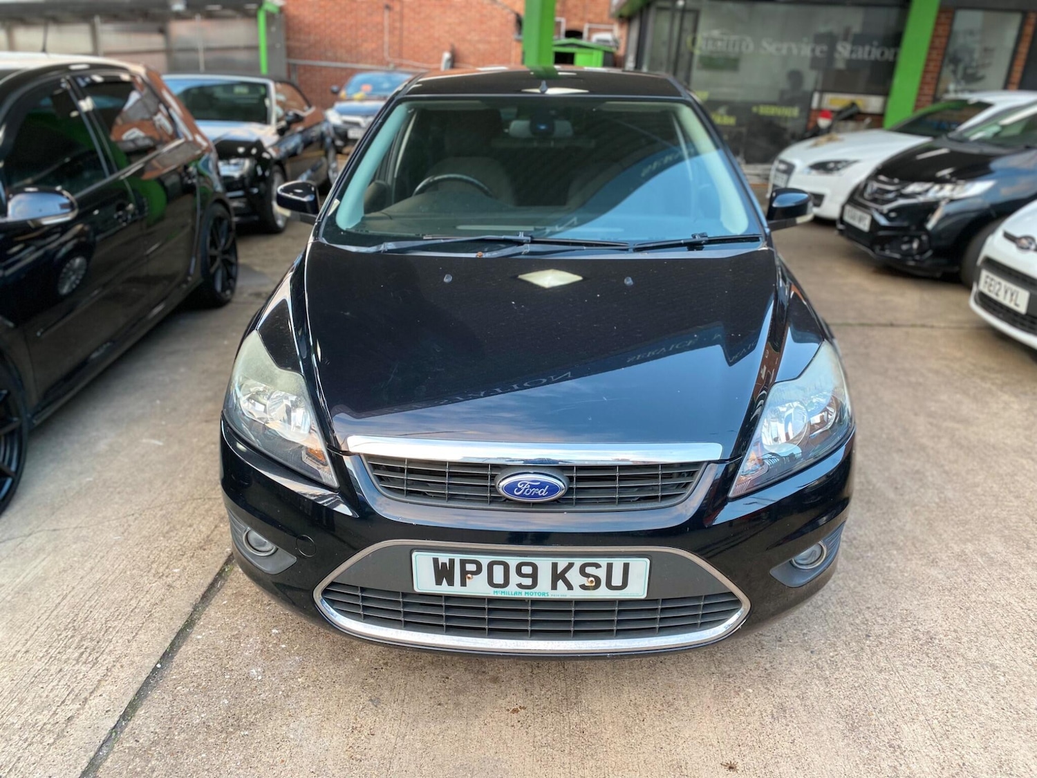 Used Ford Focus 2009 for sale - 76397945: Photo 2