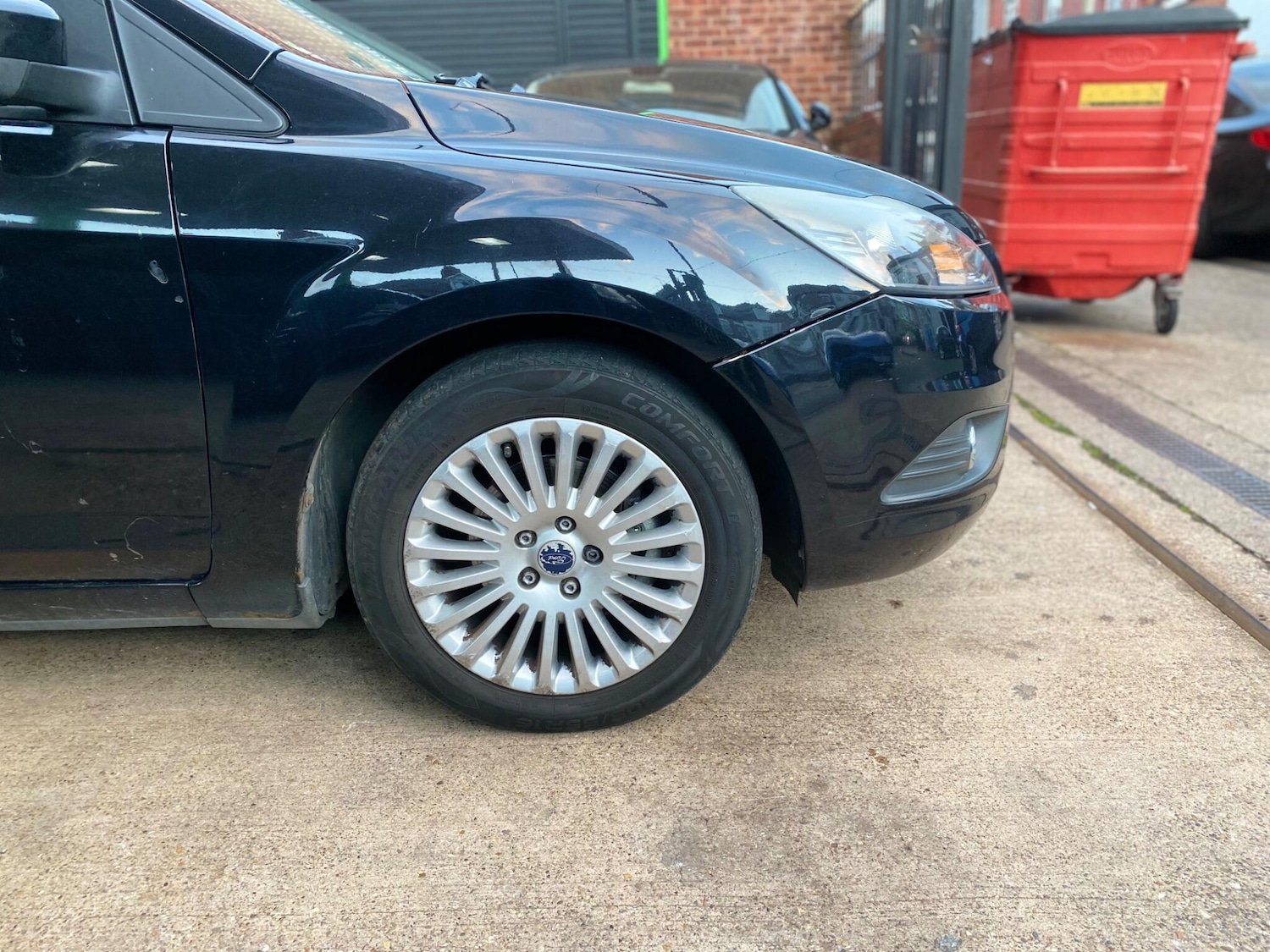 Used Ford Focus 2009 for sale - 76397945: Photo 5