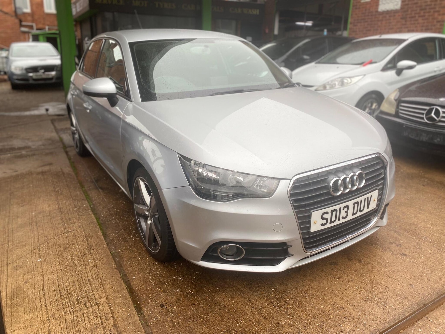 Used Audi A1 2013 for sale - 76538308: Photo 4