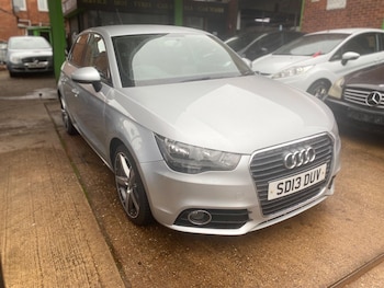 Used Audi A1 2013 for sale - 76538308: Photo