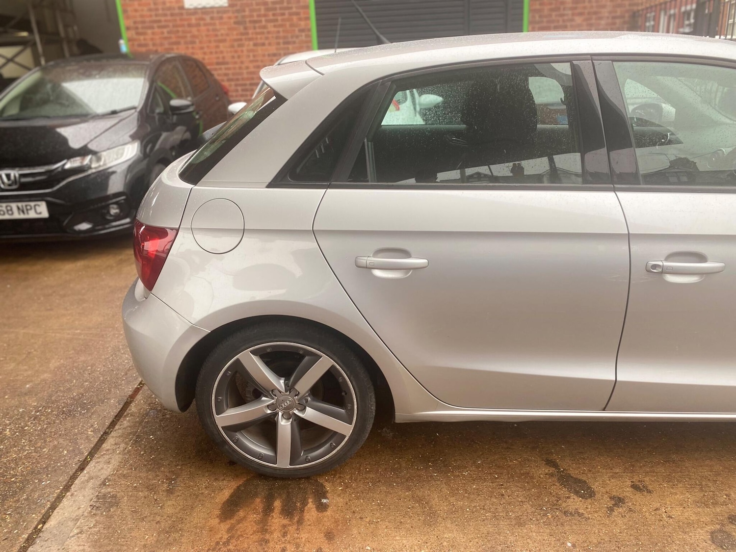 Used Audi A1 2013 for sale - 76538308: Photo 9
