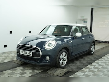 Used MINI Hatch 2018 for sale - 79422557: Photo