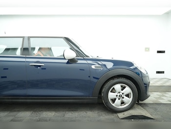 Used MINI Hatch 2018 for sale - 79422557: Photo