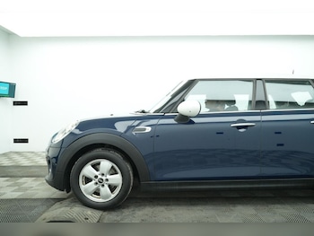Used MINI Hatch 2018 for sale - 79422557: Photo