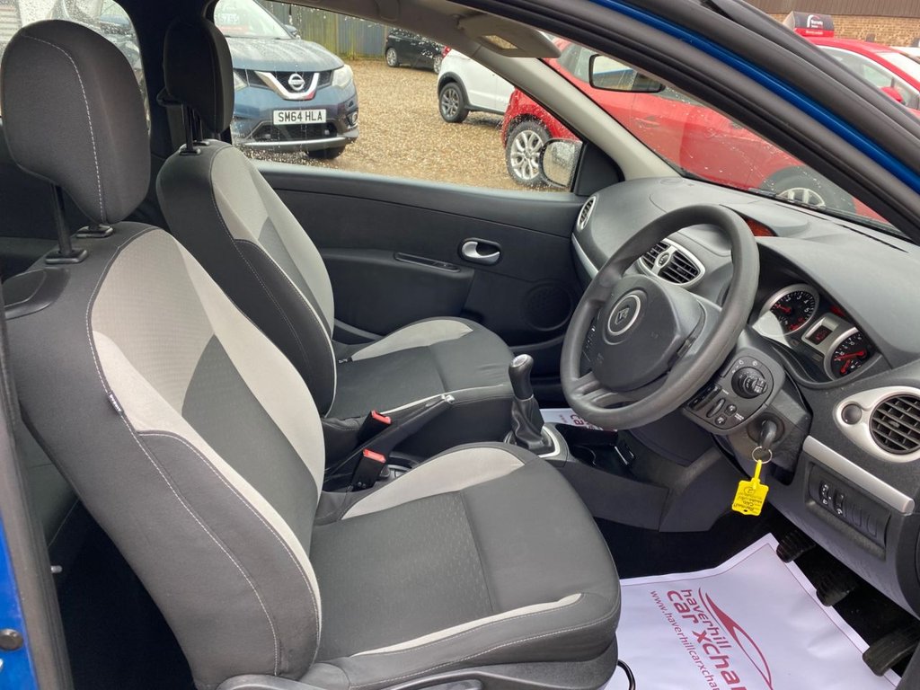 Used Renault Clio 2011 for sale - 77551508: Photo 12