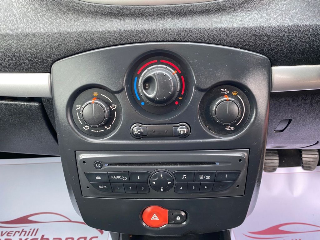 Used Renault Clio 2011 for sale - 77551508: Photo 23