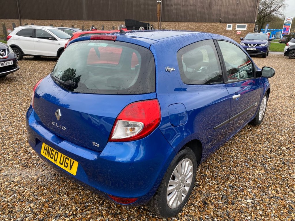 Used Renault Clio 2011 for sale - 77551508: Photo 4